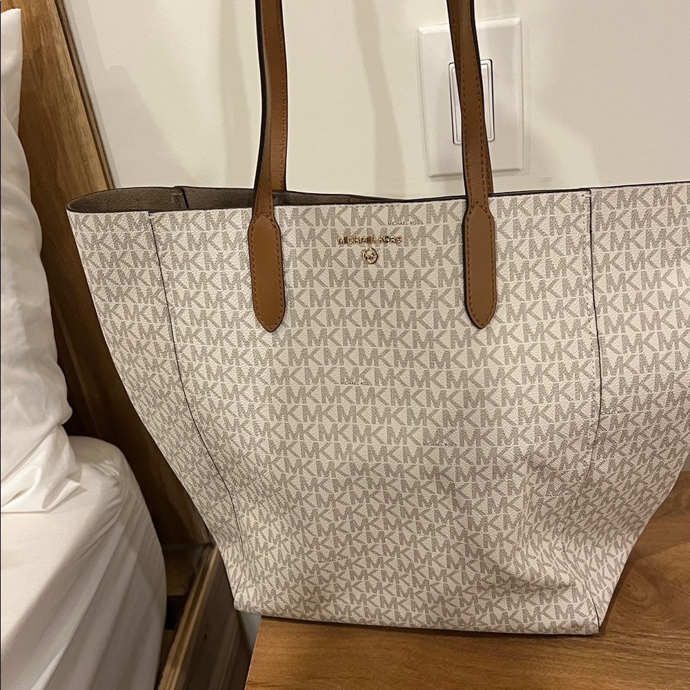 Michael Kors Cream and Brown Signature Tote